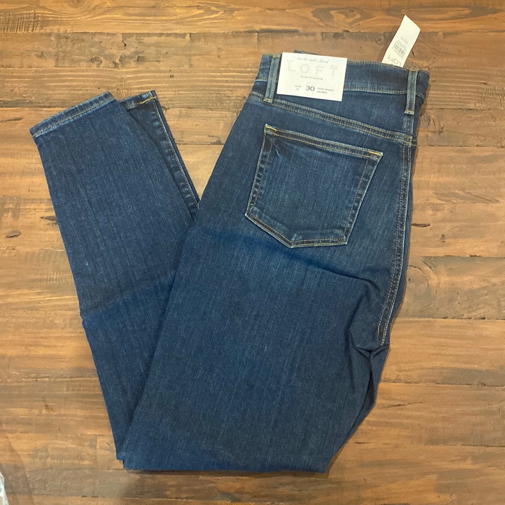 LOFT High-Waist Skinny Jeans. NWT